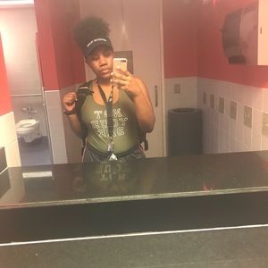 Meet your Posher, Destiny